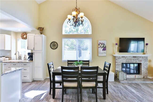 Building Photo - 7360 Cascade Ct