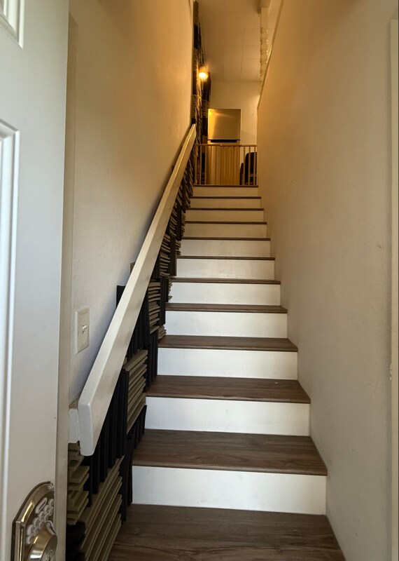 Building Photo - 17201 Santa Rita St