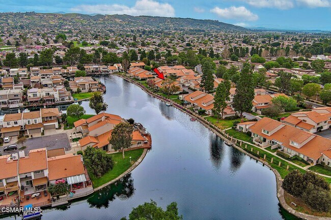 Building Photo - 560 Chapala Dr