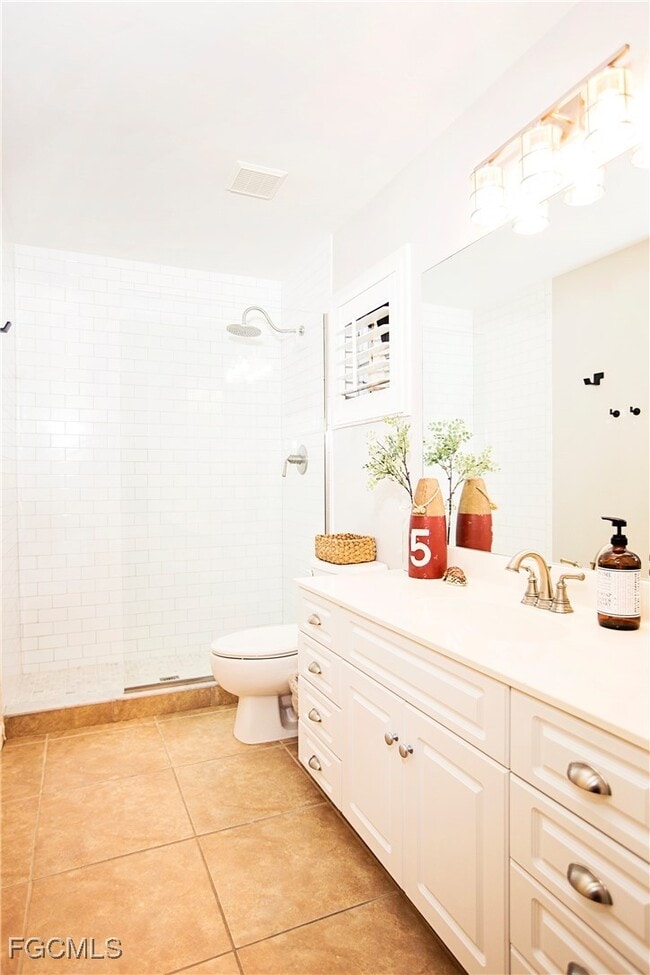 Building Photo - 22631 Island Lakes Dr