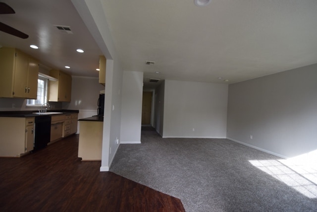 Building Photo - 5233 Columbine Way