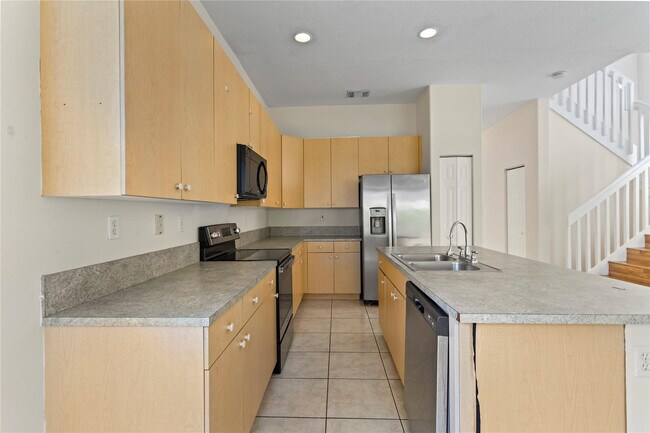 Building Photo - 2215 NW 76th Terrace