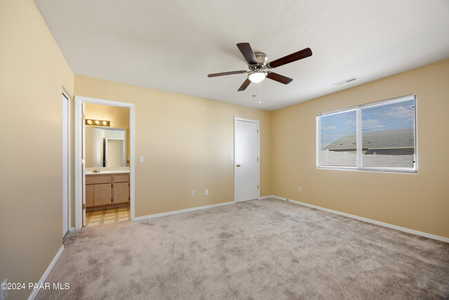 Building Photo - 4621 N Ocotillo Dr