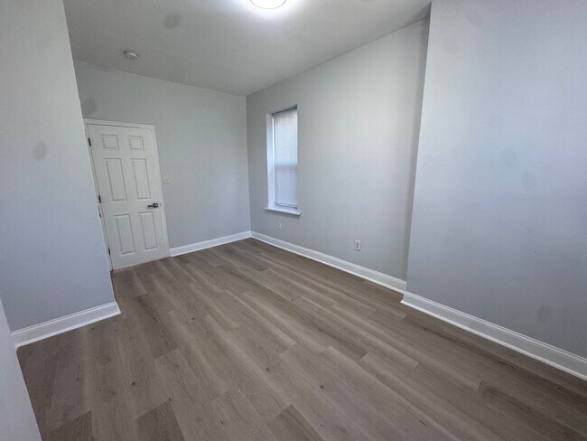 Building Photo - 5811 Crittenden St
