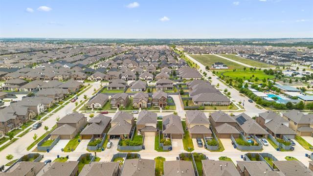 Building Photo - 7012 Willow Thorne Dr