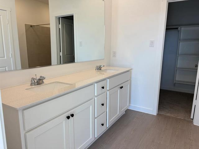 Building Photo - 2416 Conroe Rd