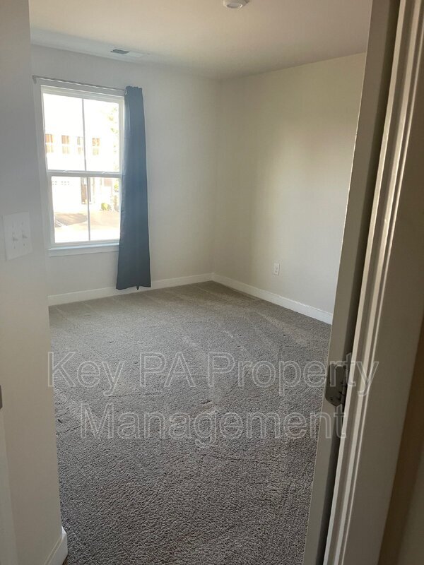 Building Photo - 205 Hibiscus Way