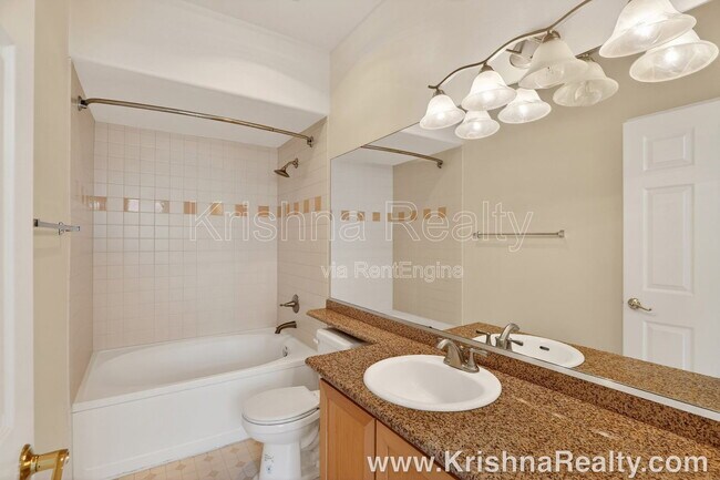 Building Photo - 1175 NE 64th Ln