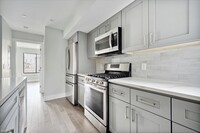 Building Photo - 2 br, 2 bath 4plex - 3828 BARING ST Unit 2011