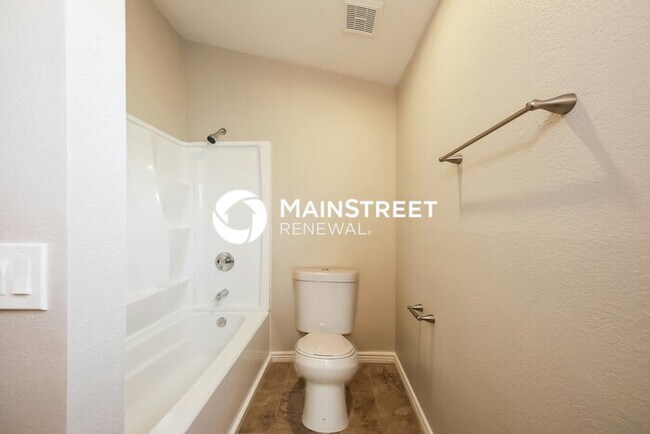 Building Photo - 3 Bedroom Pet-Friendly Home in Glendale, A...