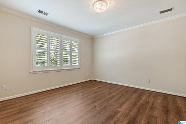 Building Photo - 5249 Meadow Garden Ln