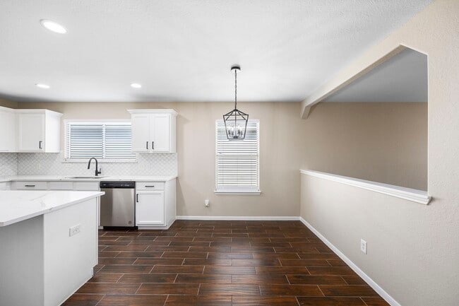 Building Photo - 21362 Beacon Springs Lane