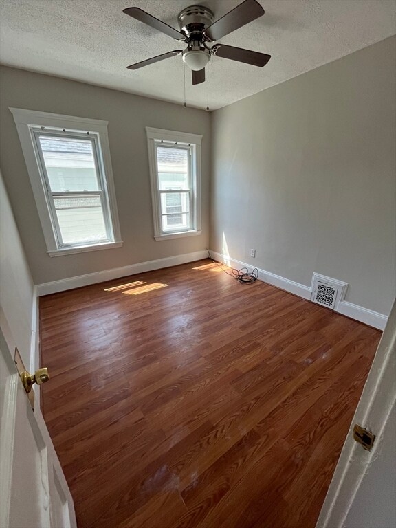 Primary Photo - 39 Granite Ave
