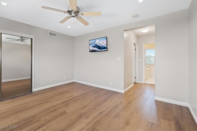 Building Photo - 2100 Westlund Dr