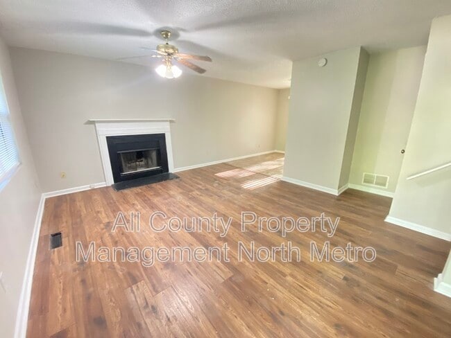 Building Photo - 67 Winchester Ct