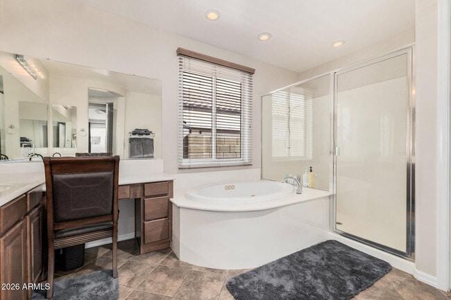 Building Photo - 2288 E Wisteria Dr