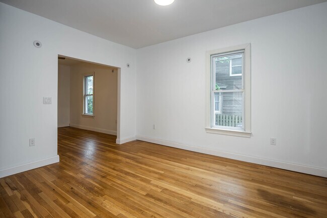 Building Photo - 11 Deforrest Ave