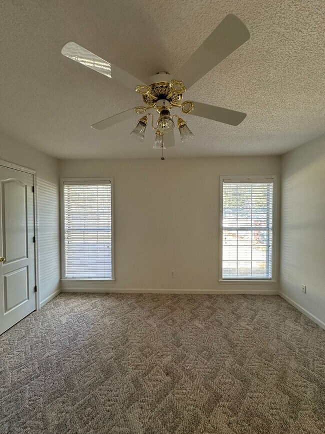 Building Photo - Enterprise Country Club!  Short Term Renta...