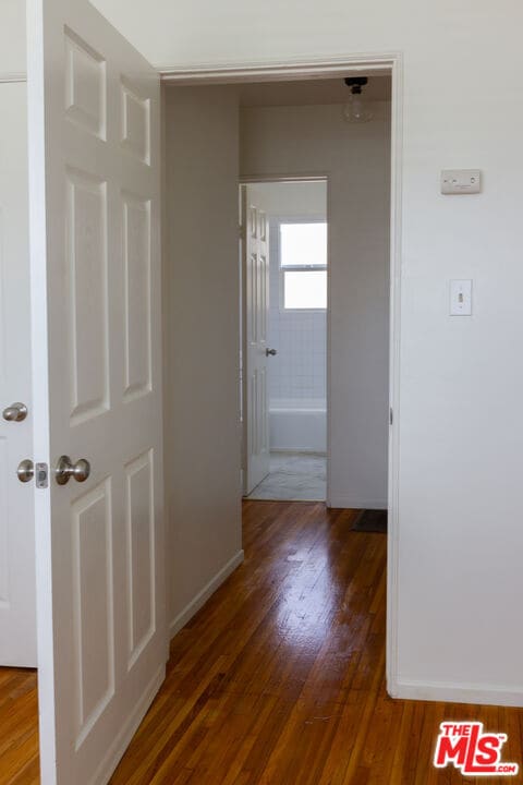 Building Photo - 2598 Amherst Ave