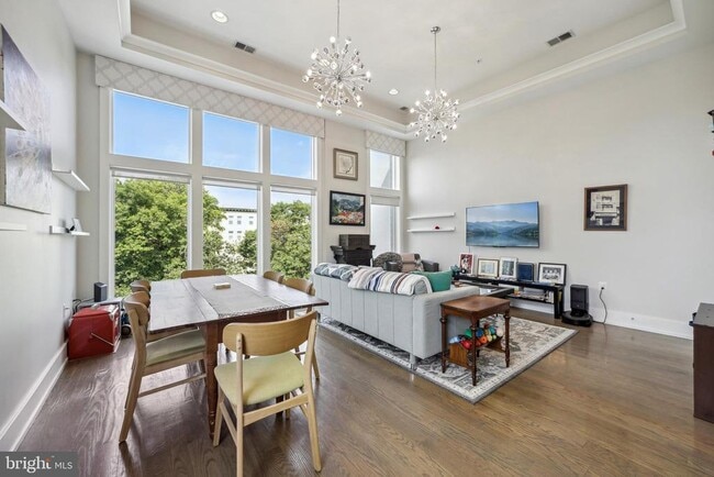 Primary Photo - 3815 14th St NW