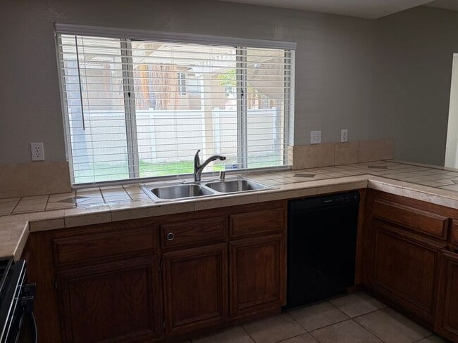 Building Photo - 30311 Silver Ridge Ct