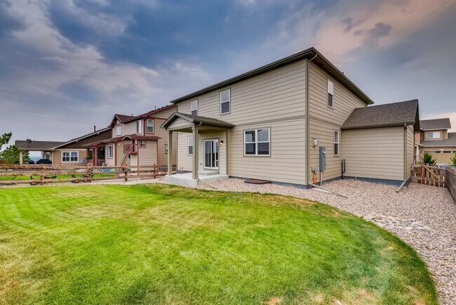 Building Photo - Lovely, Spacious Home in Arvada's Leyden Rock Neighborhood - Available July 6th!