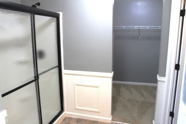 Building Photo - 2244 McGregor Ct