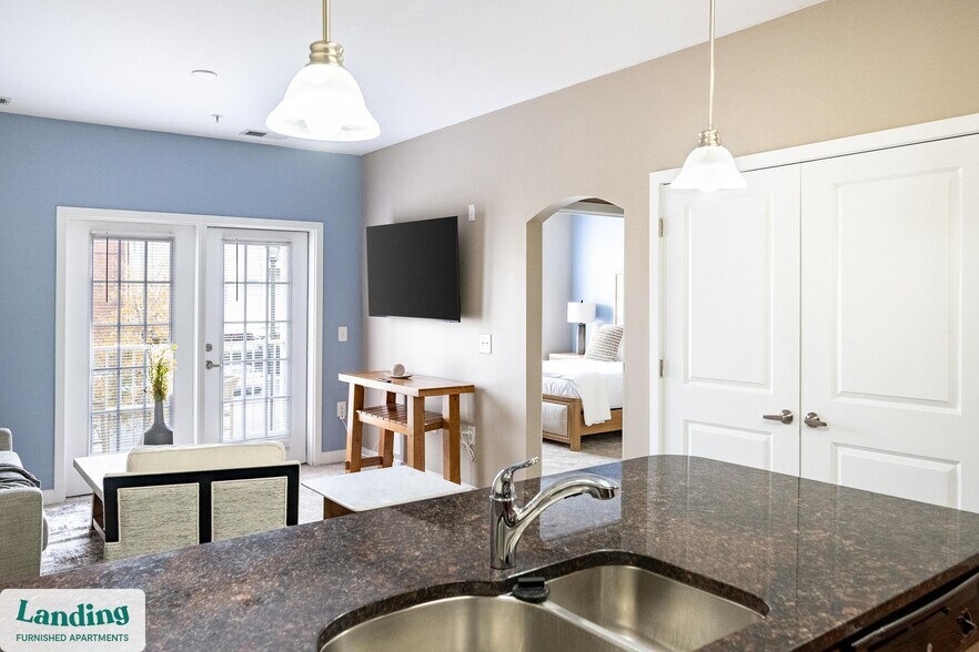 Building Photo - 6115 Tidewater Dr