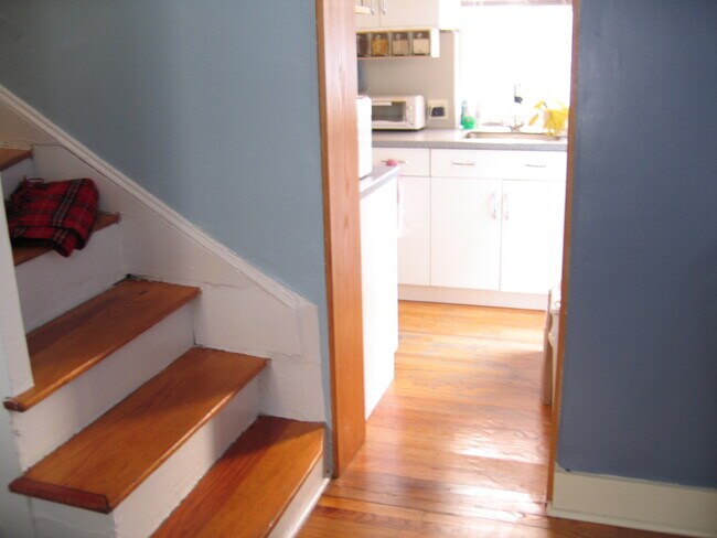 First Floor & Kitchen - 2409 Panama St