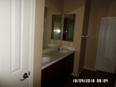 Building Photo - 12851 N Fox Hollow Dr