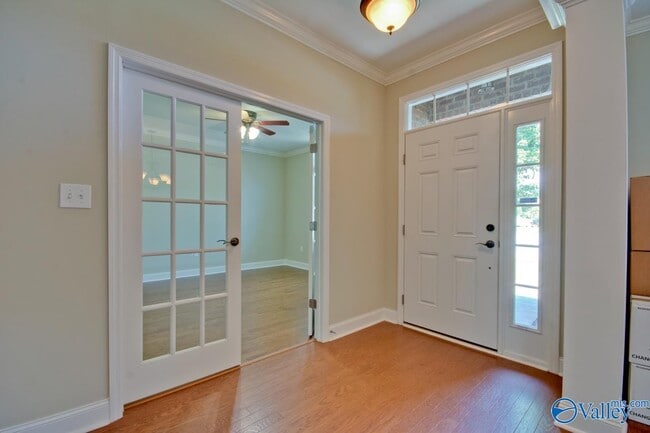 Building Photo - 112 SW Autumn Cove Dr