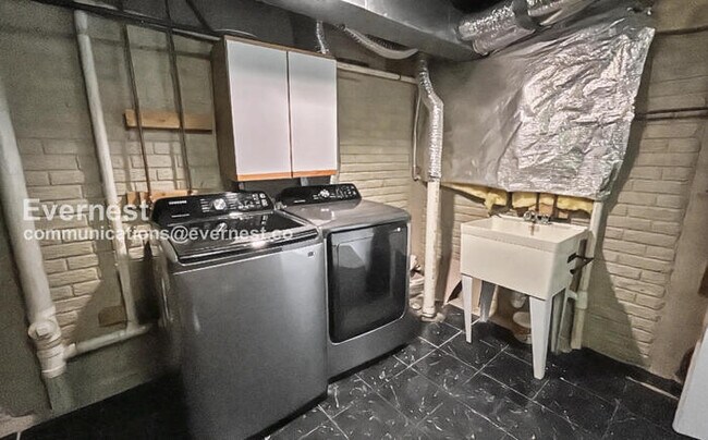 Building Photo - 3404 Tuckahoe Ct