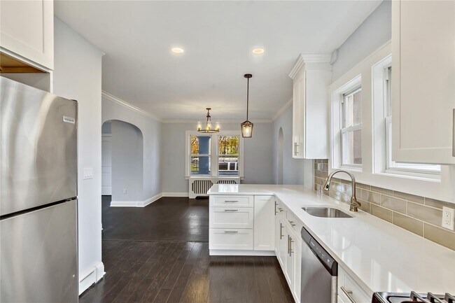 Building Photo - 172 Marble Ave