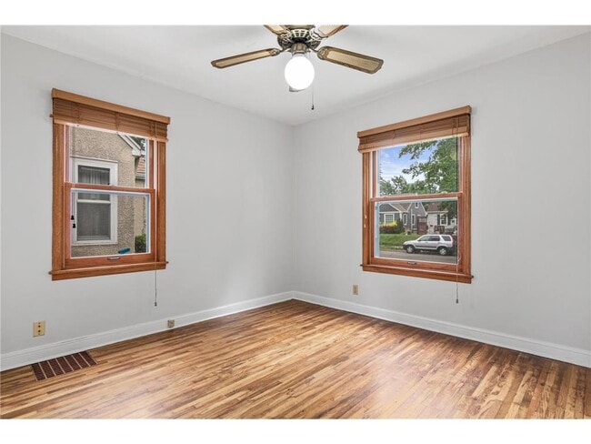 Building Photo - 5712 25th Ave S