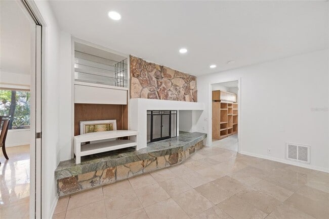 Building Photo - 4121 Crosswater Dr