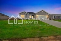 Building Photo - 441 Deluth Dr