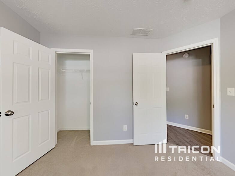 Building Photo - 737 Baskins Cir