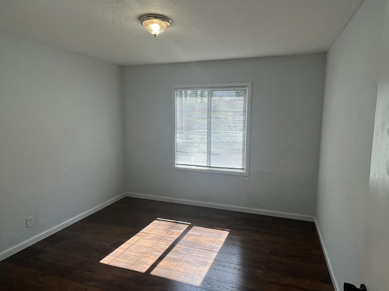 Bedroom #2 - 10051 Bernhardt Dr