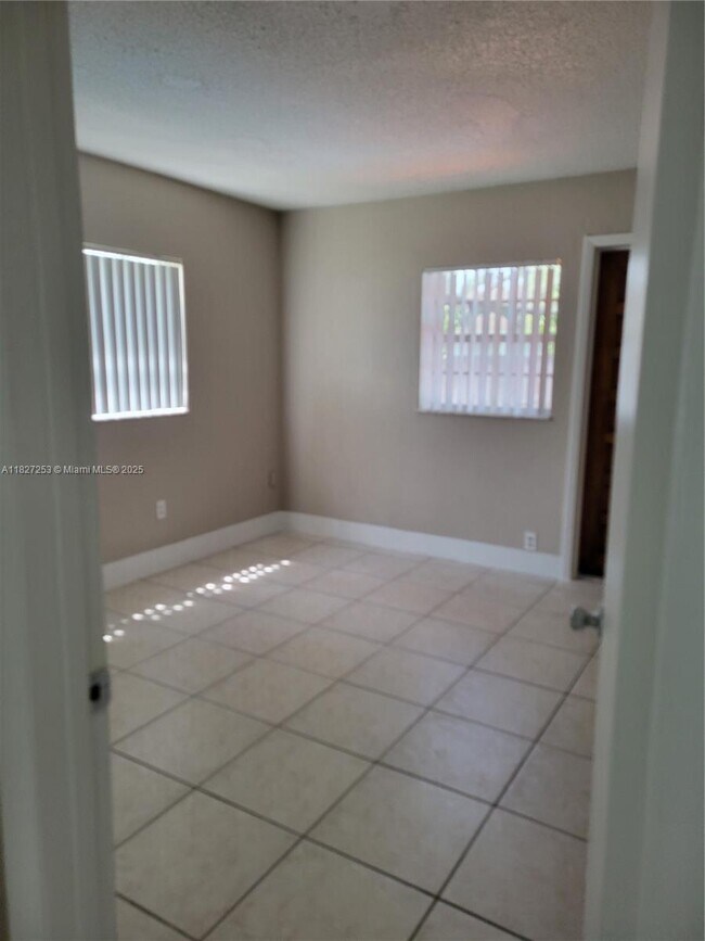 Building Photo - 14075 SW 45th Terrace