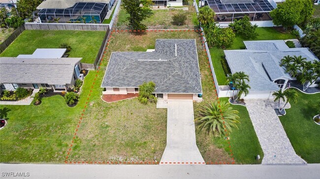 Building Photo - 2614 SE 12th Pl