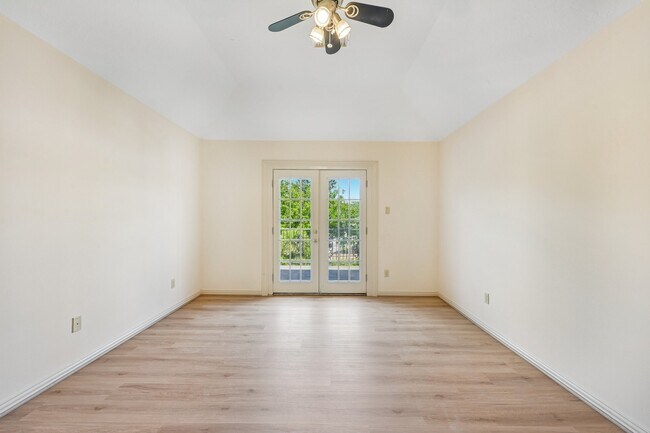 Building Photo - 1611 Copperas Cove