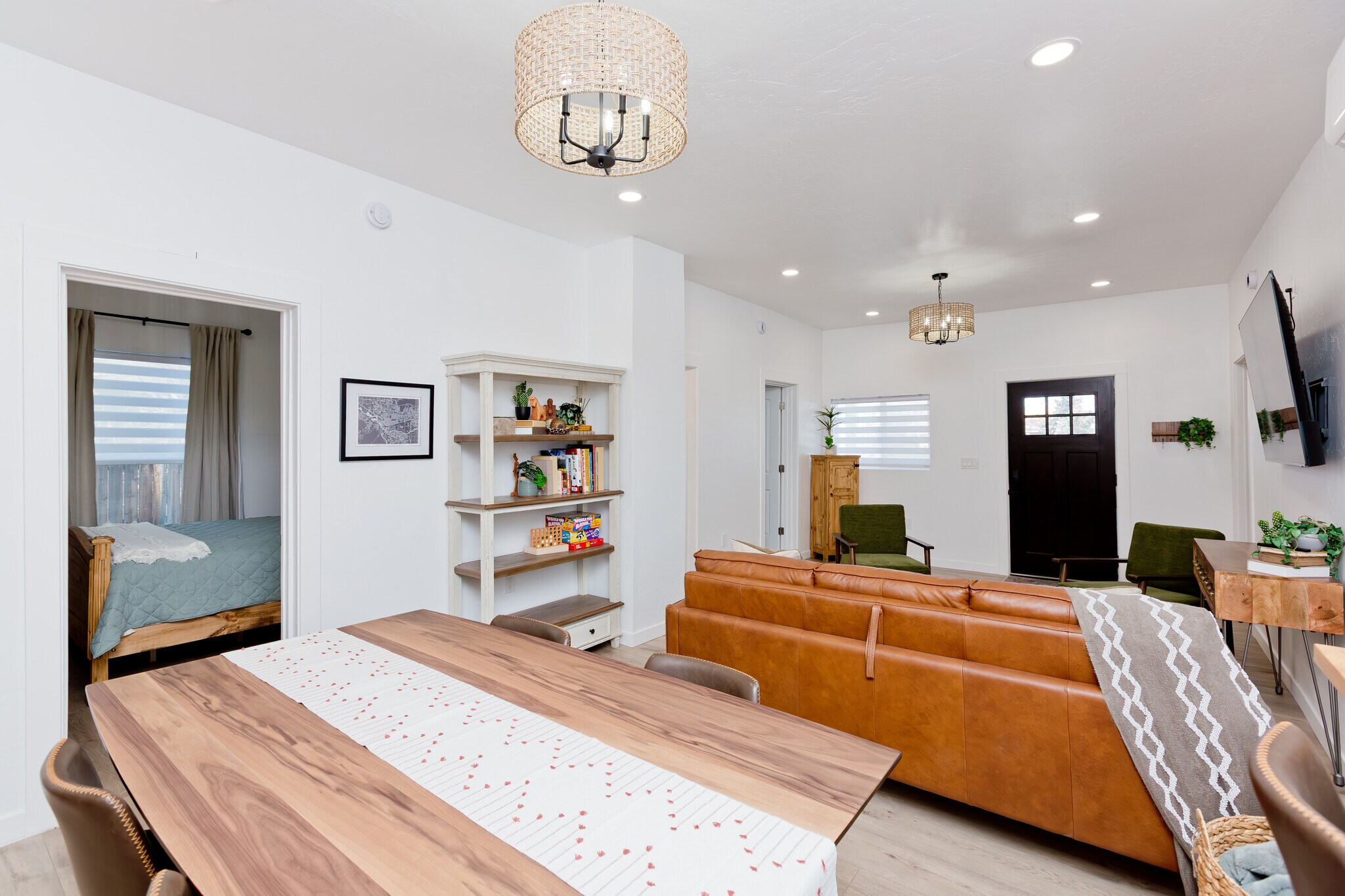 Building Photo - 241 Gunnison Ave