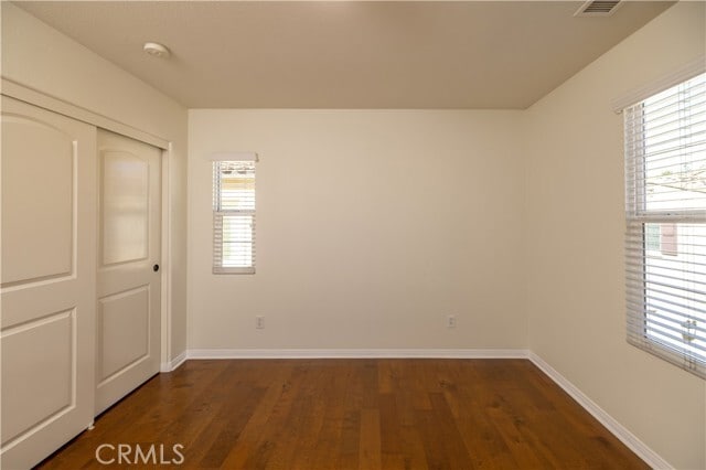 Building Photo - 896 Terrace Ln W