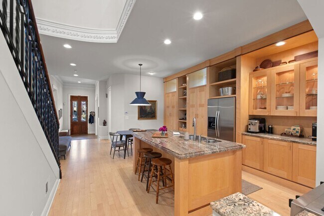 Building Photo - Stout Street 2 BDR at Curtis Park