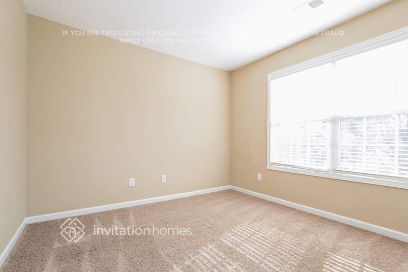 Building Photo - 6582 Grand Hickory Dr