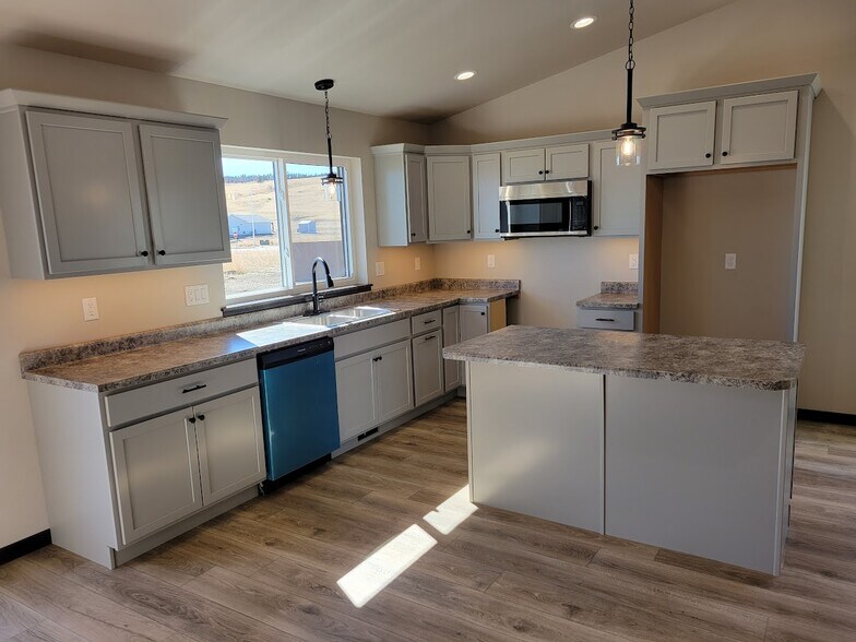 Building Photo - 5633 Coal Bank Dr