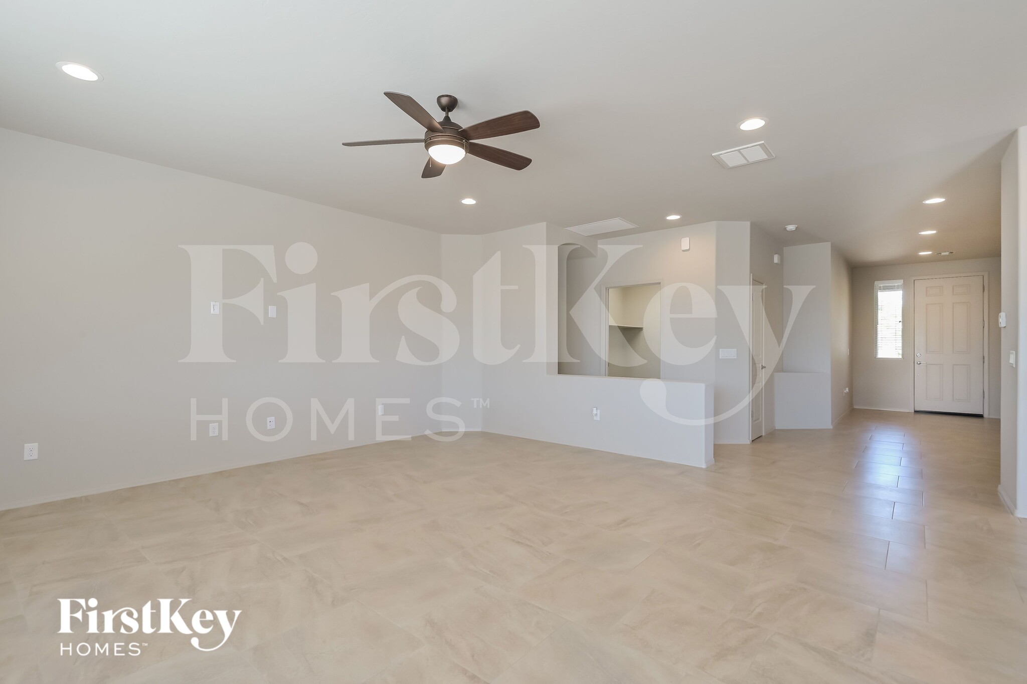 Building Photo - 9662 S Via Bandera