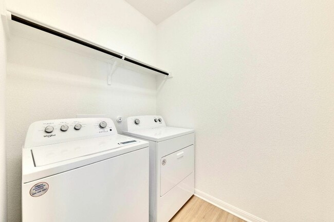 Building Photo - 6901 Smarty Jones Ln