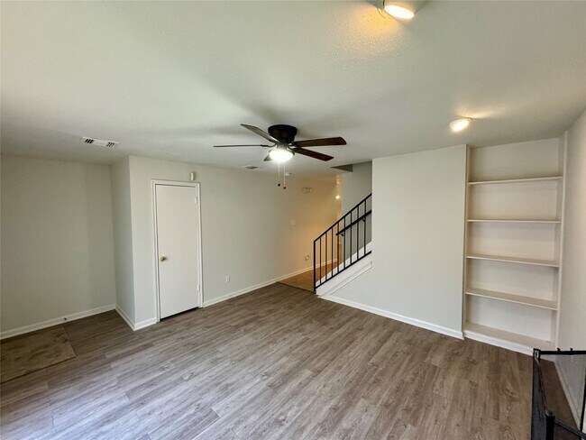 Building Photo - 5810 Twisted Pine Ct