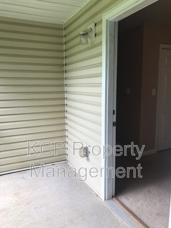 Building Photo - 811 N 48th St